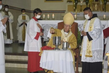 Missa dos Santos Óleos: Arquidiocese realiza nesta quinta, 30